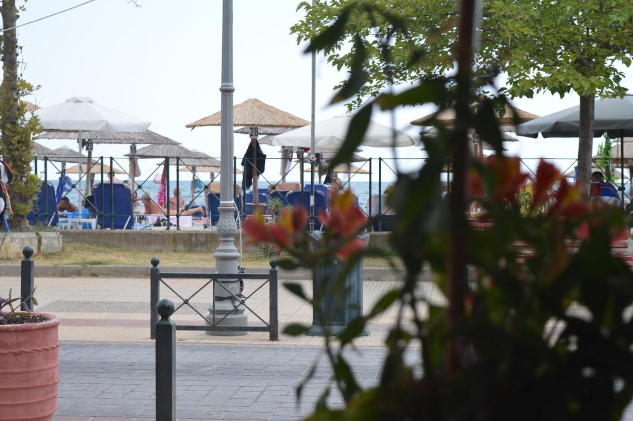 Iliana Hotel Paralia Экстерьер фото