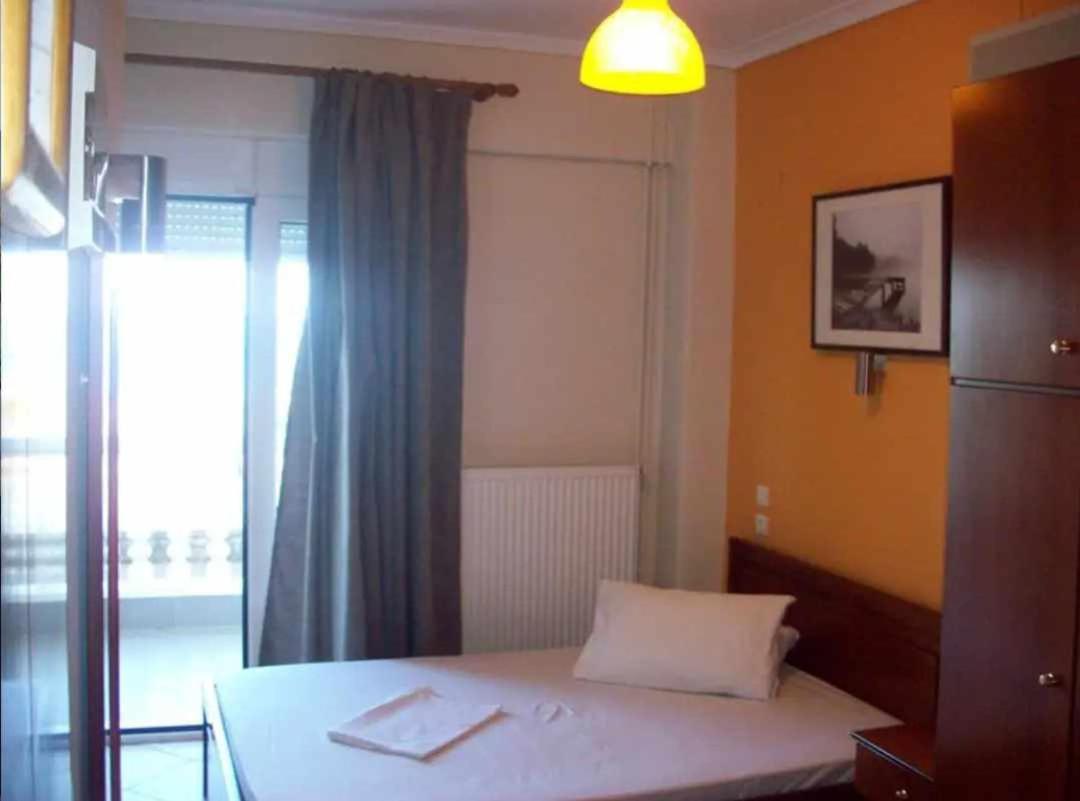 Iliana Hotel Paralia Экстерьер фото